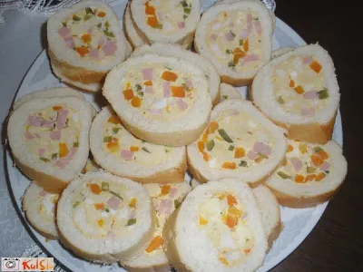 Polnjena francoska štruca