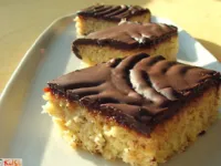 Fotografija recepta: Sočno pecivo z zdrobom