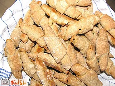 Multizrnati rogljički z drobnjakom