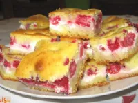 Fotografija recepta: Sladica s skuto in malinami