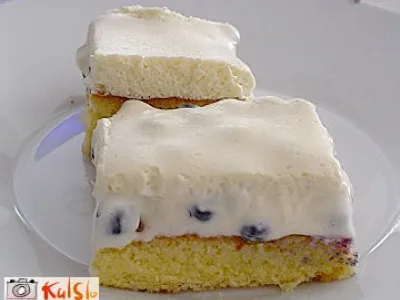 Skutino pecivo z borovnicami