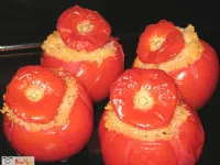Fotografija recepta: Polnjeni paradižniki s kus kusom
