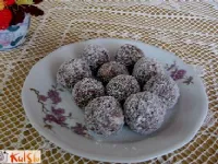 Fotografija recepta: Rumove kroglice presenečenja