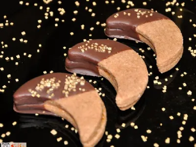 Čokoladno - orehove lunice