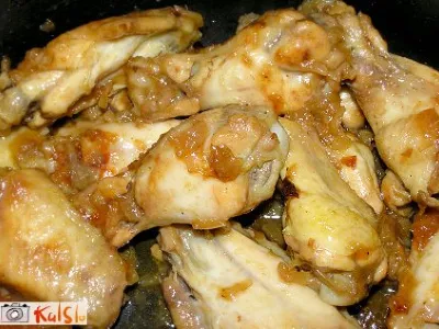 Piščanec na čebuli