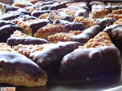 Lešnikovi trikotniki