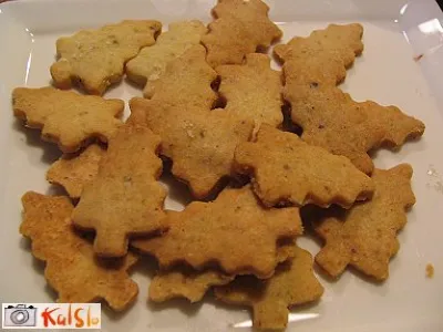 Pistacijeve smrečice (brez jajc)