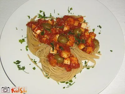 Sojini špageti s tofujem