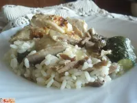 Fotografija recepta: Piščanec z jurčki in bučkami