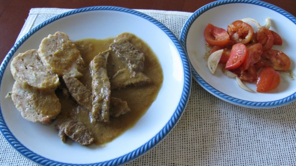 govedina_v_porovi_omaki_in_kruhova_truca_002_595